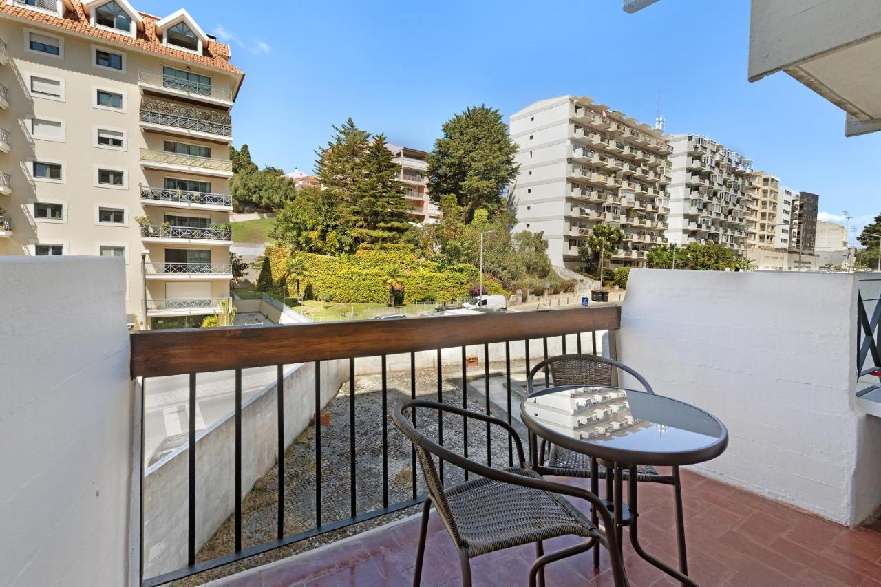 Estoril Art And Surf Villa ภายนอก รูปภาพ